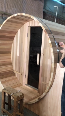 Vapor seco vermelho de Cedar Barrel Sauna Outdoor Sauna em volta da sauna exterior